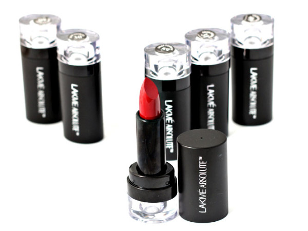 Lakme-pack-of-12-nail-polish-lipsticks-getitpk (6)