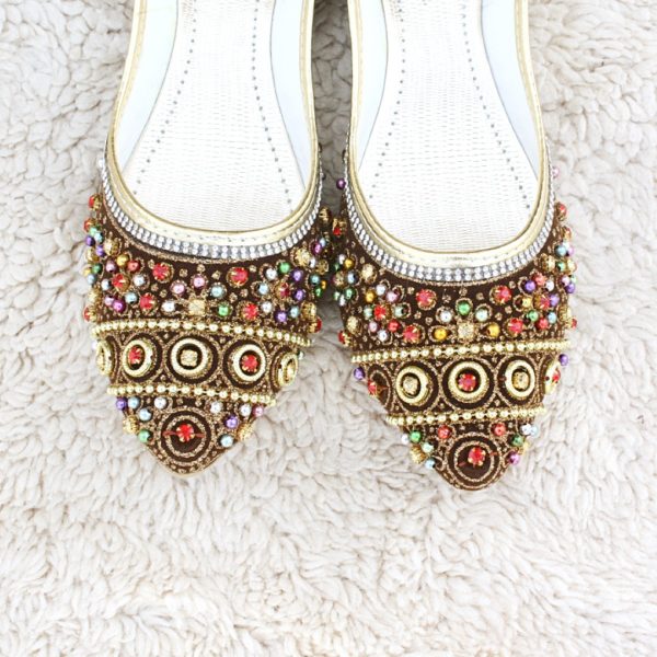 LK-003-Ladies-khussa-traditional-for-women-stitched-mojari-footwear-sandals-shoes-girls-fashion-culture-hand-made-stitched-online-sale-pakistan-pezaarpk-pezaar-heels-flats (1 (4)