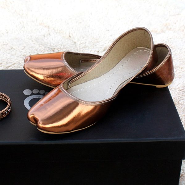 LK-013-Ladies-khussa-traditional-for-women-stitched-mojari-footwear-sandals-shoes-girls-fashion-culture-hand-made-stitched-online-sale-pakistan-pezaarpk-pezaar-heels-flats (1 (4)