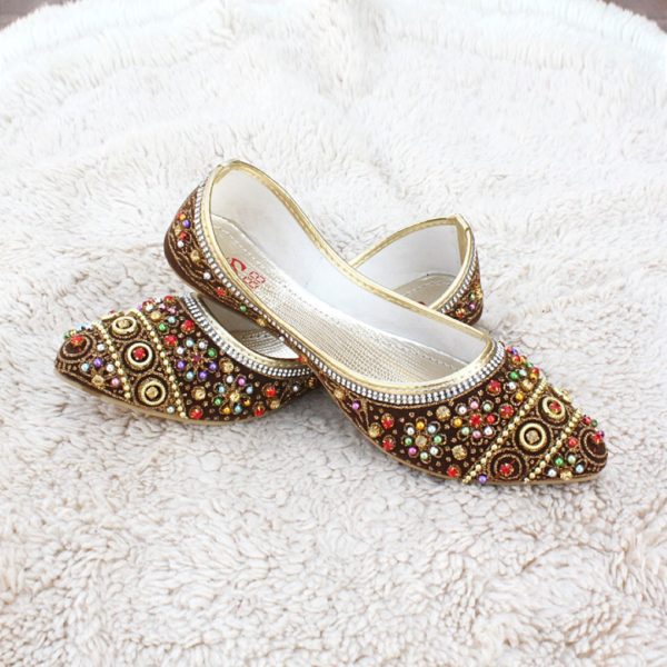LK-003-Ladies-khussa-traditional-for-women-stitched-mojari-footwear-sandals-shoes-girls-fashion-culture-hand-made-stitched-online-sale-pakistan-pezaarpk-pezaar-heels-flats (1 (3)